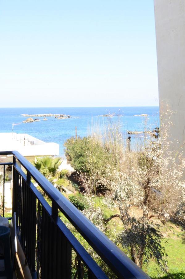 Deep Blue Apartment Chania  Bagian luar foto